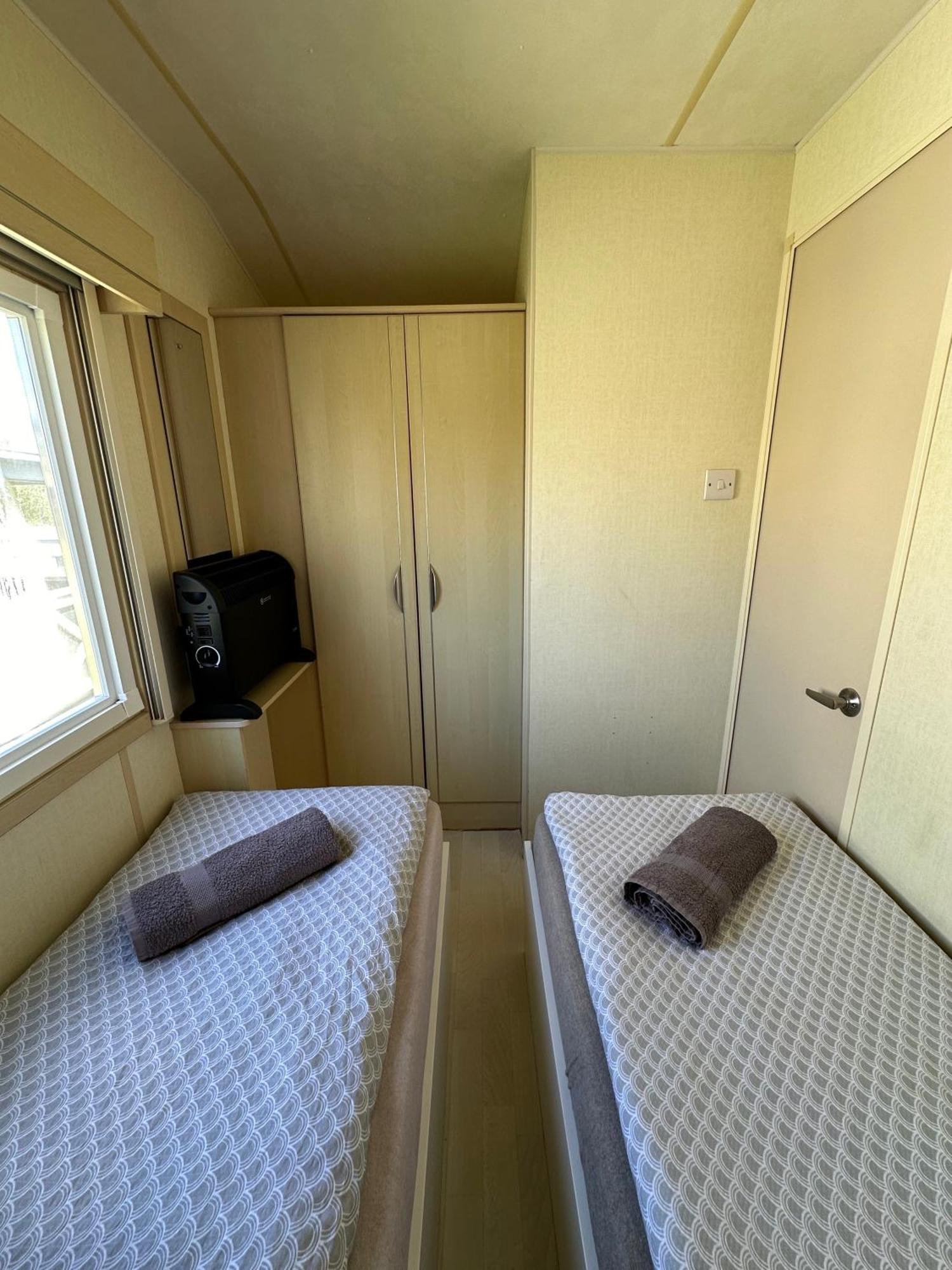 מלון Mobilheimy Camp Vyrovice מראה חיצוני תמונה
